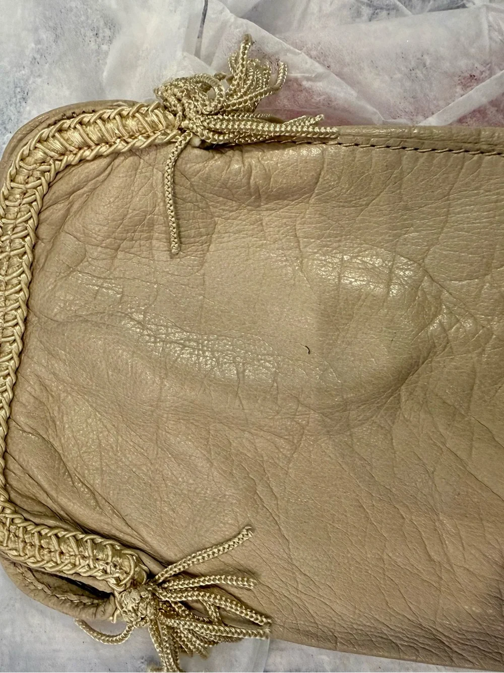 Taupe Leather Women's Gloves with Braided Trim